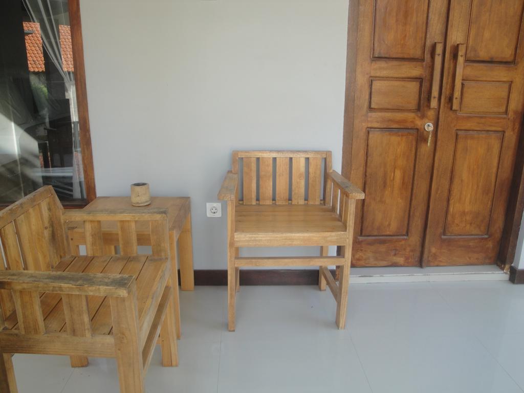 Tri Putri Homestay Kuta  Екстер'єр фото