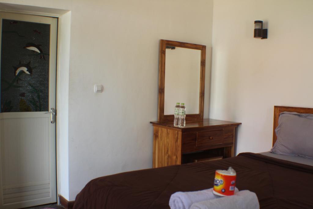 Tri Putri Homestay Kuta  Екстер'єр фото